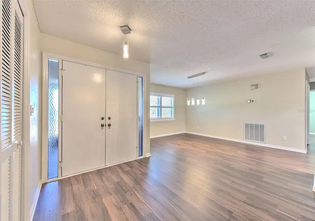 4th image of 1812 New Bedford Dr, Sun City Center, FL 33573 | MLS# TB8520649