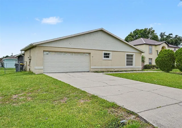 Photo 1 of Single family home for sale at 12 Herring Ct, Kissimmee, FL 34759 | MLS# O6418012 | Listing updated on 2026-10-15