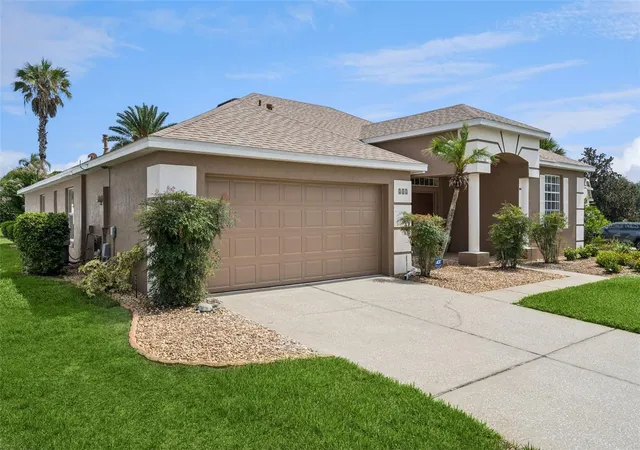 3rd image of 232 Via Mariel East Dr, Davenport, FL 33896 | MLS# O6418014