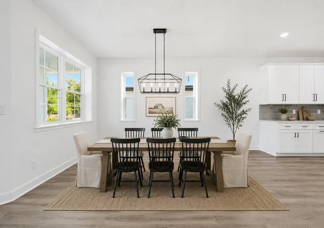 4th image of 1018 Farmstead St, Eustis, FL 32736 | MLS# S5152121