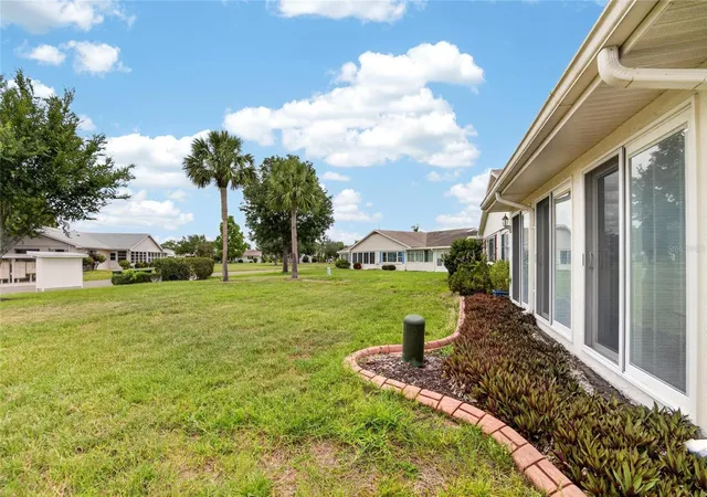 33rd image of 213 Glenellen Pl, Sun City Center, FL 33573 | MLS# TB8520658