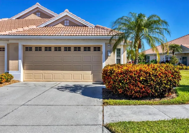 1st image of 4820 Whispering Oaks Dr, North Port, FL 34287 | MLS# N6144761