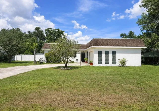 Photo 1 of Single family home for sale at 3520 Stable Ridge Ln, Land O Lakes, FL 34639 | MLS# TB8520686 | Listing updated on 2026-09-26