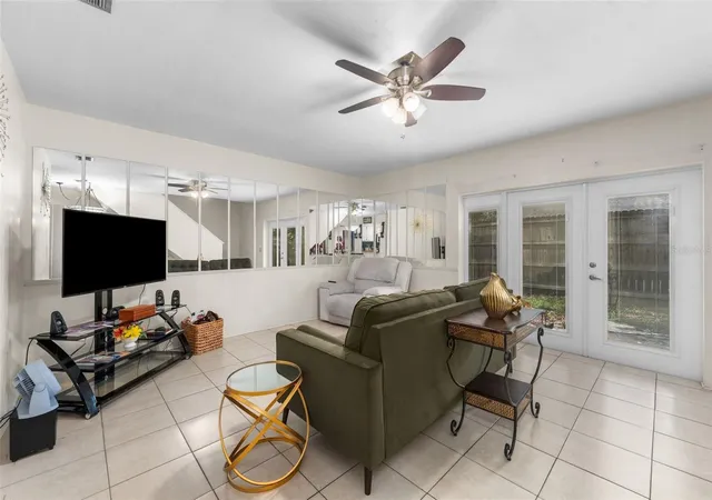Homes for sale in Gainesville, FL | 3312 Nw 52Nd Ter, Gainesville, FL 32606 | MLS# GC541311