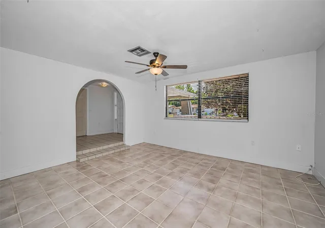 5th image of 5817 10Th Ave, New Port Richey, FL 34652 | MLS# W7886852