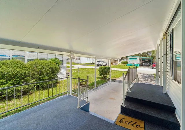 Photo 5 of Manufactured home for sale at 34992 Fraser St, Dade City, FL 33523 | MLS# TB8520709 | Listing updated on 2026-08-11