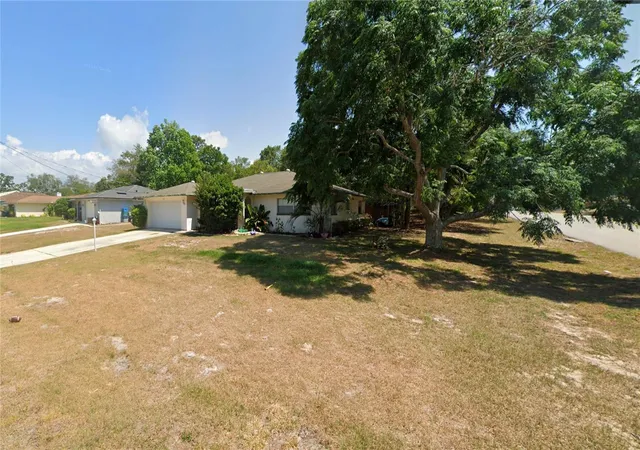 Photo 13 of Single family home for sale at 9080 Geneva St, SPRING HILL, FL 34608 | MLS# W7886853 | Listing updated on 2026-10-20