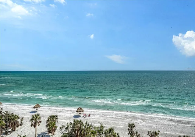 2nd image of 415 L Ambiance Dr, LONGBOAT KEY, FL 34228