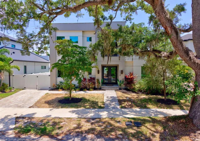 Photo 3 of Single family home for sale at 2430 Floyd St, Sarasota, FL 34239 | MLS# A4697497 | Listing updated on 2026-09-17