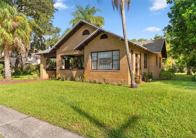 Photo 1 of Single family home for sale at 1410 Elgin St, Lakeland, FL 33801 | MLS# OM726930 | Listing updated on 2026-09-20