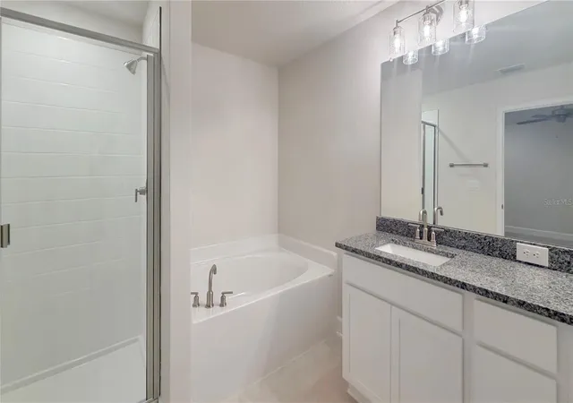 4th image of 7727 Bent Tree Loop, Harmony, FL 34773 | MLS# O6418090