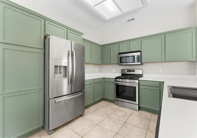 4th image of 315 Suncrest Ct, Oviedo, FL 32765 | MLS# O6418092