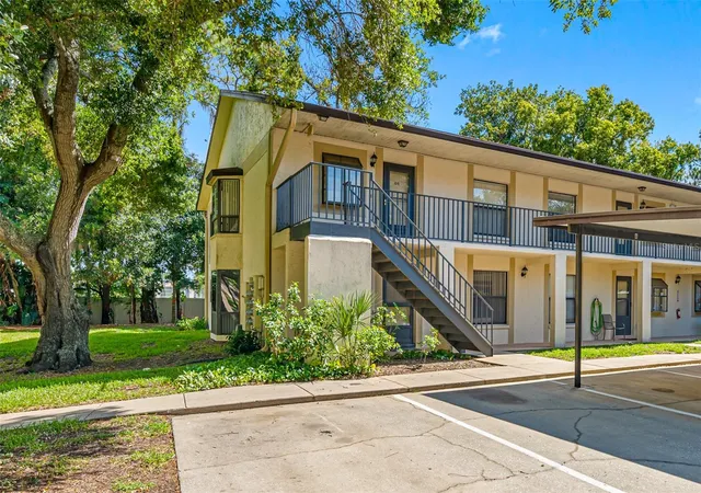 1st image of 11511 113Th St, Largo, FL 33778