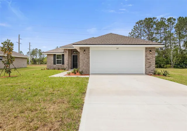 Photo 1 of Sale Pending at 14 Sleeping Beauty Pl, Palm Coast, FL 32164 | MLS# FC319370 | Listing updated on 2026-06-19