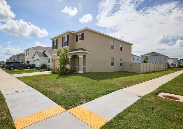 Photo 3 of Single family home for sale at 33405 Darley Dale Trl, Wesley Chapel, FL 33545 | MLS# TB8520815 | Listing updated on 2026-07-19