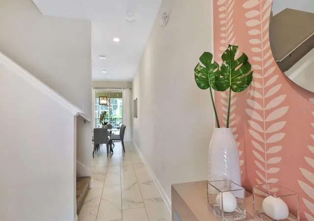 Photo 4 of Townhouse for sale at 392 Ocean Crse Ave, Davenport, FL 33896 | MLS# O6418114 | Listing updated on 2026-08-30