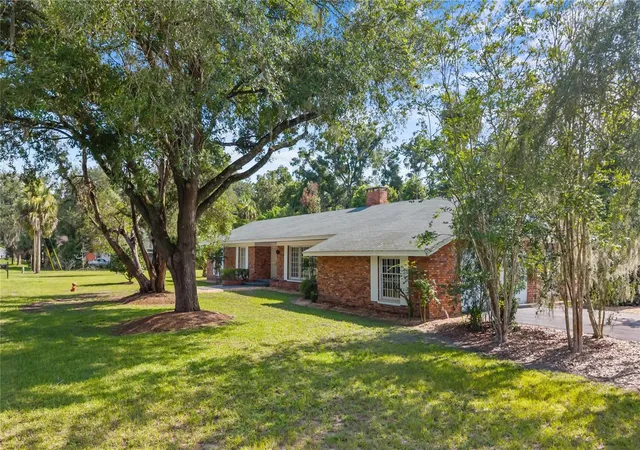 Homes for sale in Chiefland, FL | 214 Se 2Nd St, Chiefland, FL 32626 | MLS# GC541319