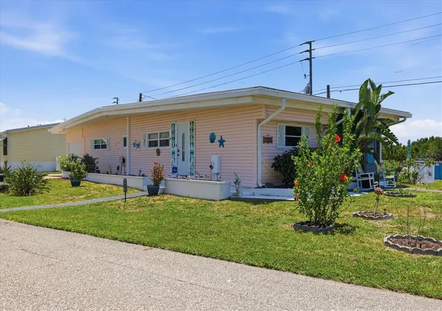 Photo 1 of Manufactured home for sale at 1006 42nd Avenue Dr E, Ellenton, FL 34222 | MLS# A4697511 | Listing updated on 2026-06-30