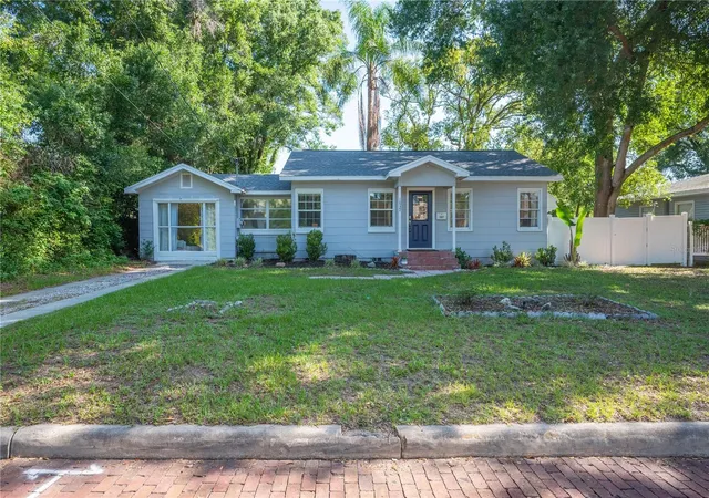 Homes for sale in Lakeland, FL | 1037 Josephine St, Lakeland, FL 33815 | MLS# L4962883
