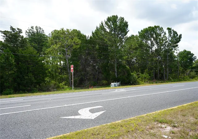 2nd image of 18284 Commercial Wy, Weeki Wachee, FL 34614 | MLS# W7886865
