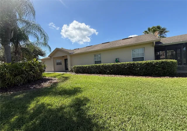 Photo 4 of Single family home for sale at 674 Vineyard Way, Kissimmee, FL 34759 | MLS# S5152148 | Listing updated on 2026-10-07