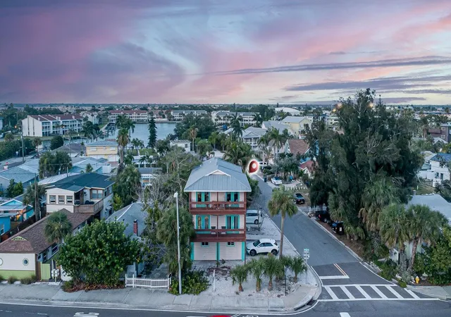 4th image of 12201 Gulf Blvd, Treasure Island, FL 33706 | MLS# TB8520837