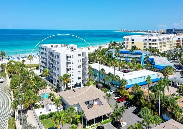 3rd image of 1001 Pt Of Rocks Rd, Sarasota, FL 34242