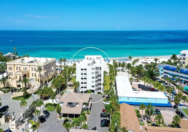 4th image of 1001 Pt Of Rocks Rd, Sarasota, FL 34242