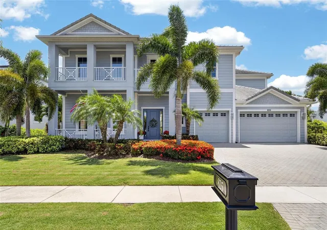 Photo 1 of Single family home for sale at 825 Manns Harbor Dr, Apollo Beach, FL 33572 | MLS# TB8520847 | Listing updated on 2026-09-05
