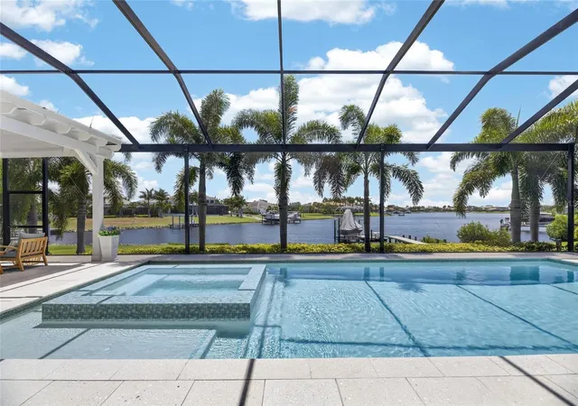 Photo 3 of Single family home for sale at 825 Manns Harbor Dr, Apollo Beach, FL 33572 | MLS# TB8520847 | Listing updated on 2026-09-05