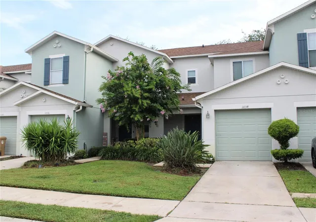 Photo 3 of Townhouse for sale at 1034 Chalcedony St, Kissimmee, FL 34744 | MLS# S5152151 | Listing updated on 2026-08-11
