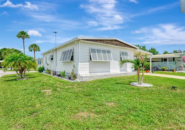 Photo 2 of Manufactured home for sale at 6639 Vista Ln, North Port, FL 34287 | MLS# N6144767 | Listing updated on 2026-07-22
