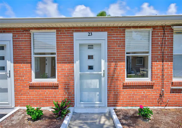 1st image of 908 Villas Dr #23, Venice, FL 34285 | MLS# N6144768