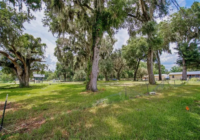2nd image of 720 Huntington Rd, Crescent City, FL 32112 | MLS# O6418179