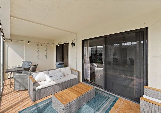 Listing Photo 4 - Condo for sale in building located at 190 Escambia Ln, Cocoa Beach, FL 32931 - Unit #305