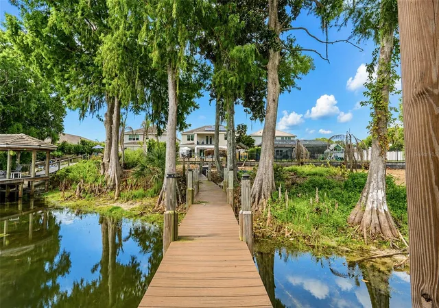Photo 3 of Single family home for sale at 2914 Reef Knot Pl, Winter Park, FL 32792 | MLS# O6418185 | Listing updated on 2026-07-24
