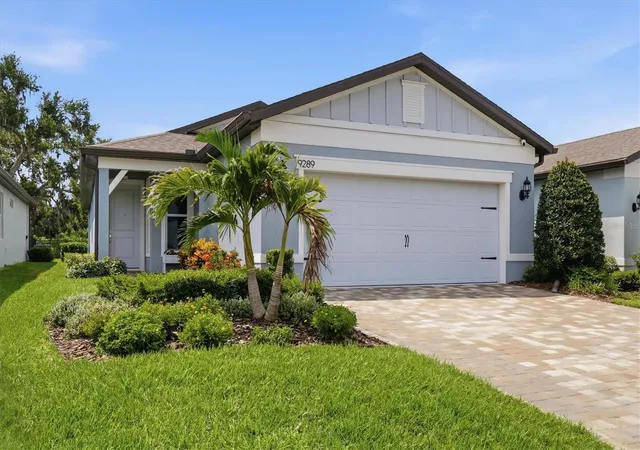 Photo 1 of Single family home for sale at 9289 Ballaster Pointe Loop, Parrish, FL 34219 | MLS# A4697528 | Listing updated on 2026-09-16