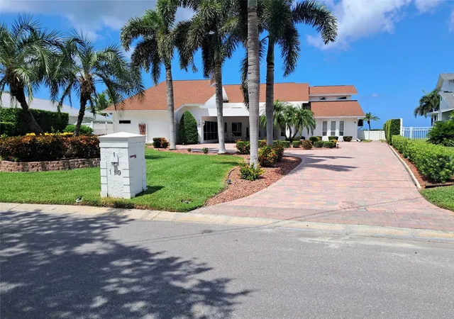 4th image of 119 Carlyle Cir, Palm Harbor, FL 34683 | MLS# TB8520908