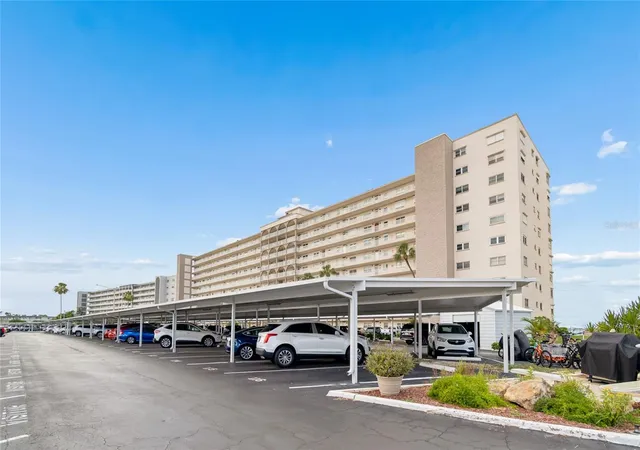 2nd image of 5980 Shore Blvd S #909, Gulfport, FL 33707 | MLS# TB8520909