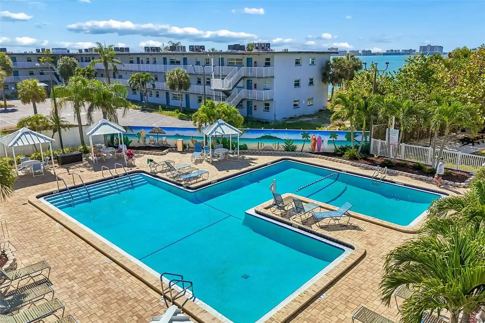 Listing Photo 37 - Condo for sale in 5980 Shore Blvd S located at 5980 Shore Blvd S, Gulfport, FL 33707 - Unit #909