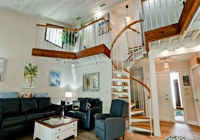 Photo 3 of Single family home for sale at 2407 Quail Ct, Bradenton, FL 34209 | MLS# A4697532 | Listing updated on 2026-10-05