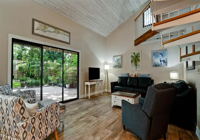 Photo 4 of Single family home for sale at 2407 Quail Ct, Bradenton, FL 34209 | MLS# A4697532 | Listing updated on 2026-10-05