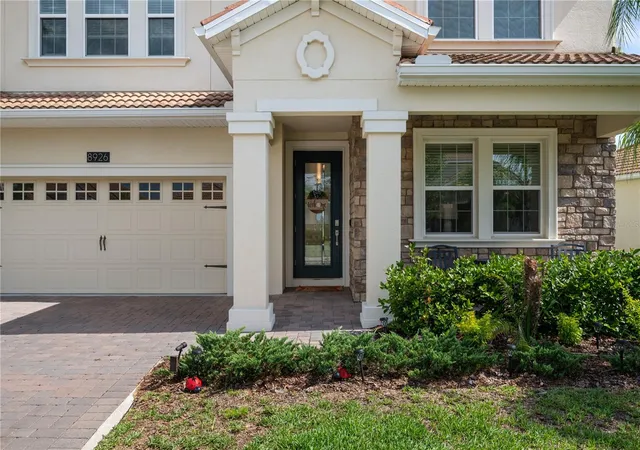 4th image of 8926 Fallen Oak Dr, Davenport, FL 33896 | MLS# O6418201