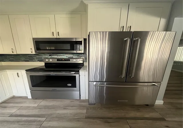 4th image of 3300 Fox Chase Cir N #213, Palm Harbor, FL 34683 | MLS# TB8520932