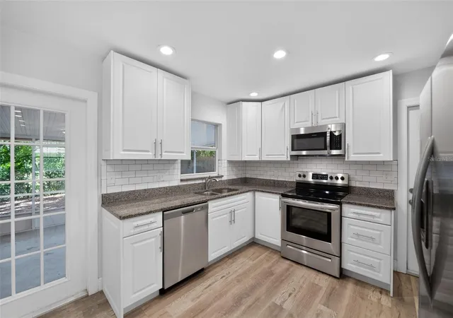 4th image of 5825 Lullaby Ln, Orlando, FL 32810 | MLS# O6418223