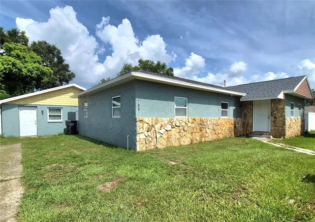 Photo 1 of Single family home for sale at 709 E 119th Avenue, Tampa, FL 33612 | MLS# TB8520949 | Listing updated on 2026-08-16