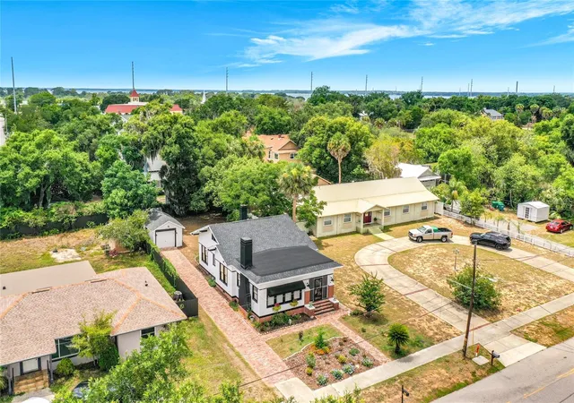 5th image of 740 Summit St, Eustis, FL 32726 | MLS# O6418249
