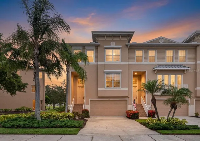 Townhouse for sale at 7172 Islamorada Cir, SEMINOLE, FL 33777 | MLS# TB8520971
