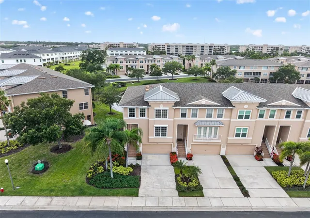 Photo 3 of Townhouse for sale at 7172 Islamorada Cir, Seminole, FL 33777 | MLS# TB8520971 | Listing updated on 2026-09-13