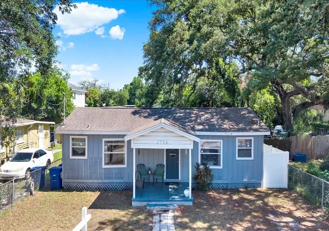 Photo 2 of Sale Pending at 2706 E 22nd Avenue, Tampa, FL 33605 | MLS# W7886873 | Listing updated on 2026-10-02